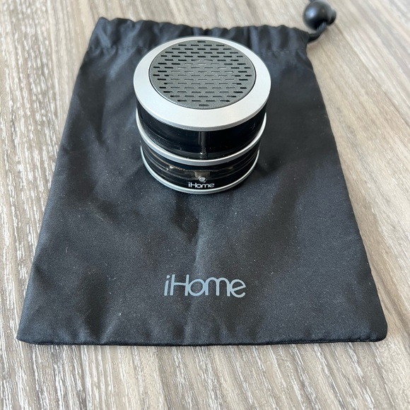 ihome portable speaker - Picture 1 of 4